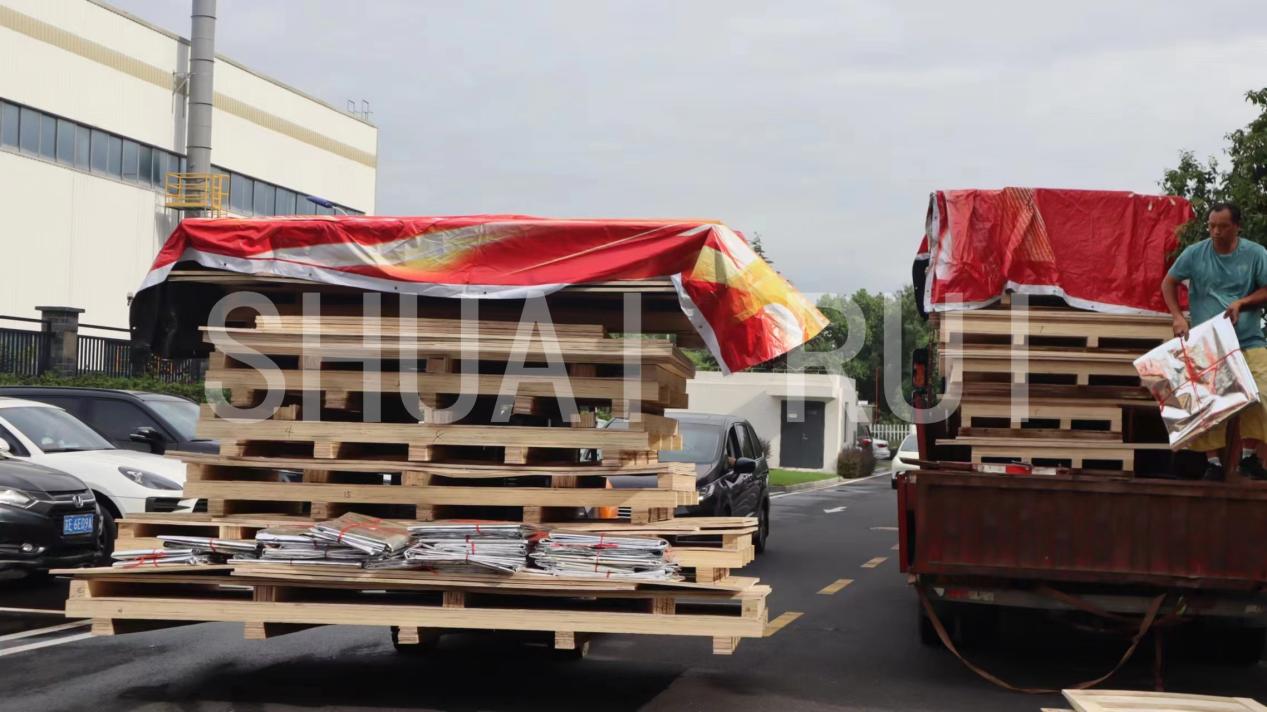 Shuaiui автоматтандырылған автоматтандырылған компаниясы өзінің Таиландтағы электр құралдарына баратын сапарларға көмектеседі